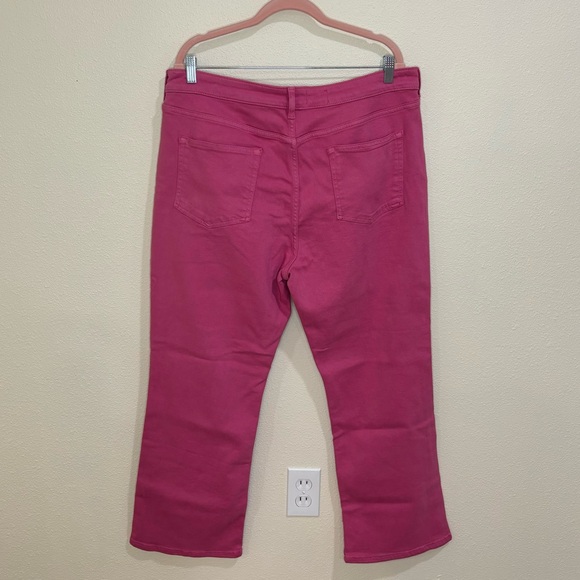 Anthropologie The Yaya mid-rise crop flare jeans by Pilcro - Picture 2 of 16